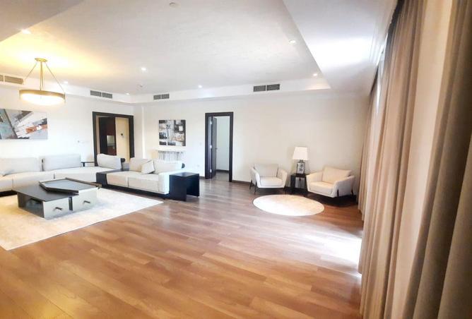 928842 - Property Image 3