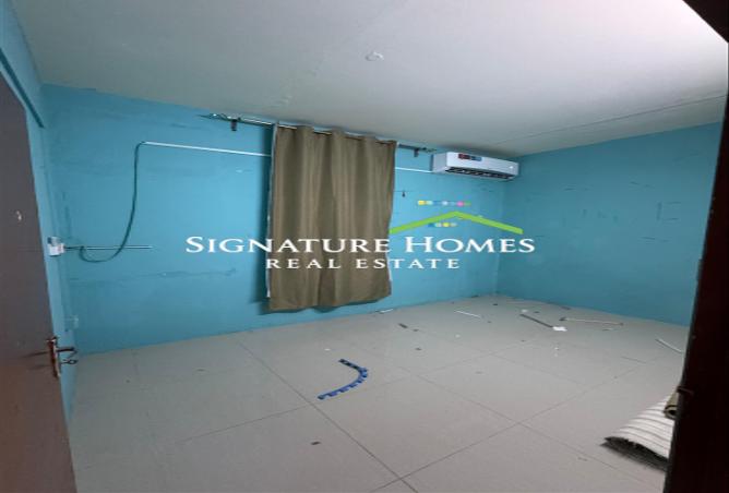 937868 - Property Image 2