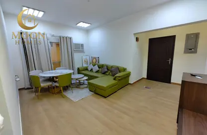 Apartment - 2 Bedrooms - 2 Bathrooms for rent in Al Mansoura - Al Mansoura - Doha