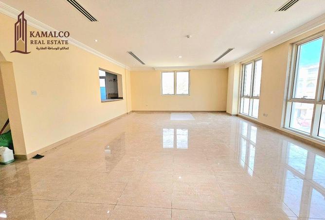953904 - Property Image 3