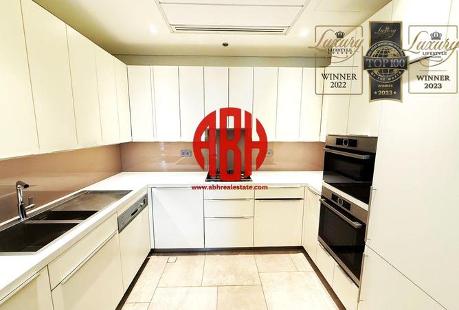 990696 - Property Image 3