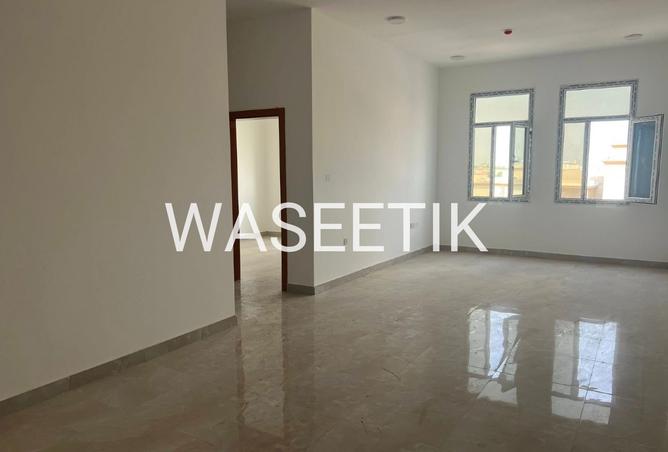 951260 - Property Image 2