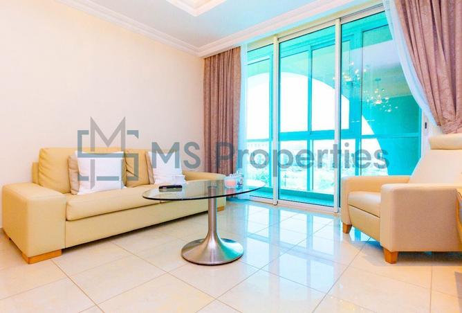 989623 - Property Image 2