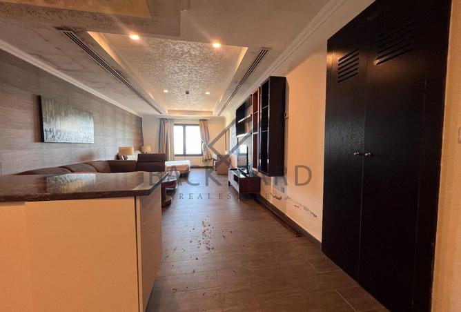 977700 - Property Image 3