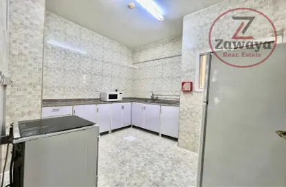Apartment - 2 Bedrooms - 2 Bathrooms for rent in Abu Talha Street - Fereej Bin Omran - Doha