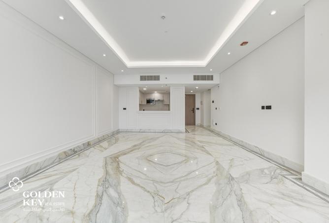 983327 - Property Image 3