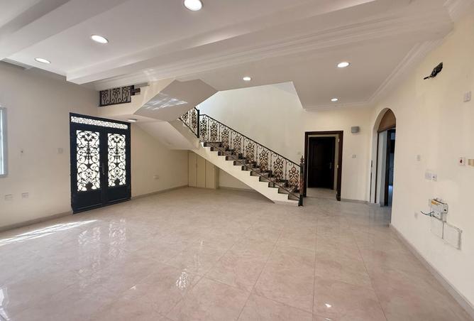 940733 - Property Image 3
