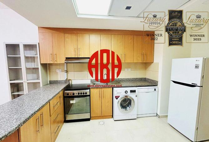 944059 - Property Image 2