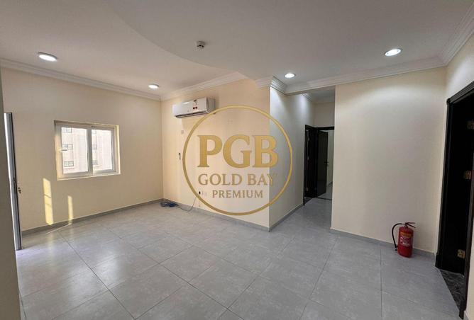 946079 - Property Image 3