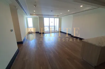 Apartment - 2 Bedrooms - 3 Bathrooms for rent in Viva East - Viva Bahriyah - The Pearl Island - Doha