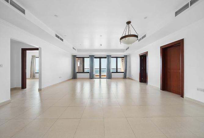 979008 - Property Main Image