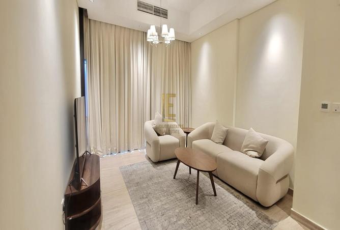 984683 - Property Image 2