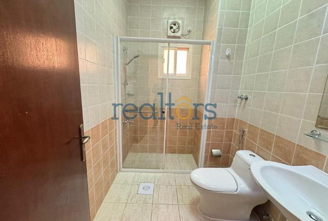 954149 - Property Image 2
