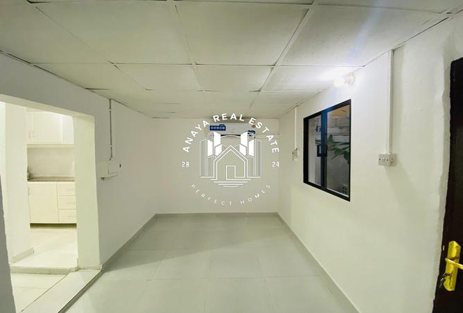 968398 - Property Image 2