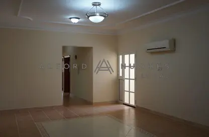 Apartment - 3 Bedrooms - 2 Bathrooms for rent in Old Airport Road - Old Airport Road - Doha