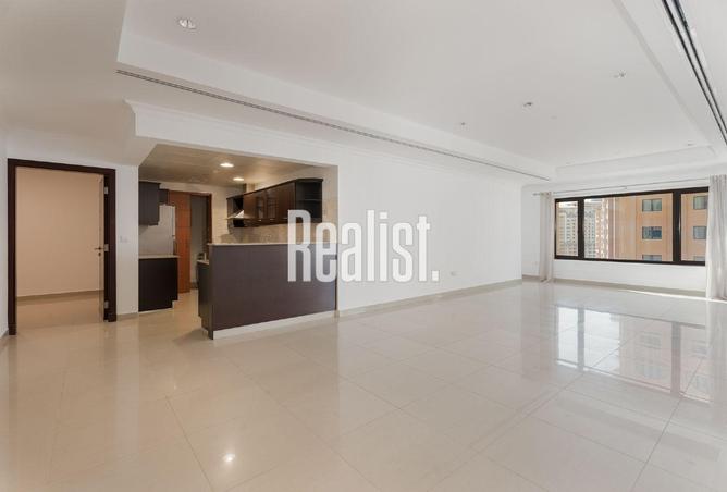 956113 - Property Image 2