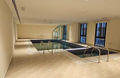 صورة لـ حوض سباحة شقة - 2 غرف نوم - 2 حمامات للايجار في بورتو أرابيا - جزيرة اللؤلؤة - الدوحة ، صورة رقم 1