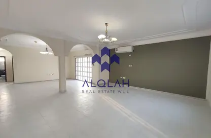 Villa - 4 Bedrooms - 4 Bathrooms for rent in Al Thumama - Al Thumama - Doha