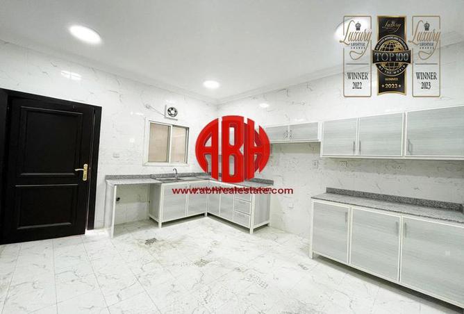 1003115 - Property Image 3