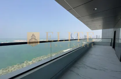 Apartment - 2 Bedrooms - 3 Bathrooms for rent in Marina Tower 02 - Marina District - Lusail
