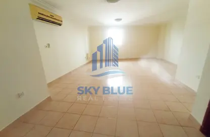 Apartment - 3 Bedrooms - 3 Bathrooms for rent in Al Sadd Road - Al Sadd - Doha