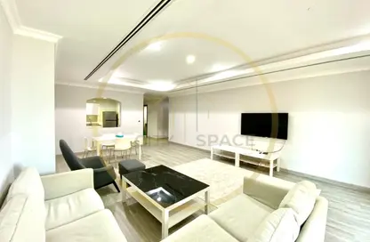 Apartment - 1 Bedroom - 2 Bathrooms for rent in East Porto Drive - Porto Arabia - The Pearl Island - Doha