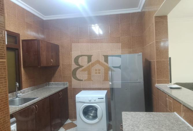 972096 - Property Image 3