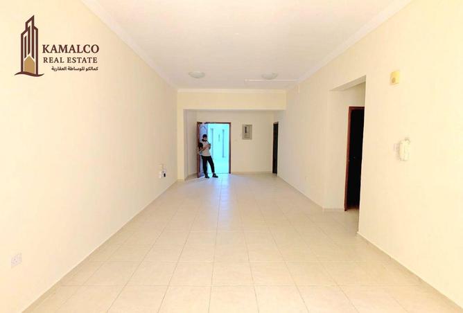 966456 - Property Image 2