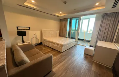 Apartment - Studio - 1 Bathroom for rent in Viva West - Viva Bahriyah - The Pearl Island - Doha
