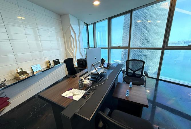 985275 - Property Image 2