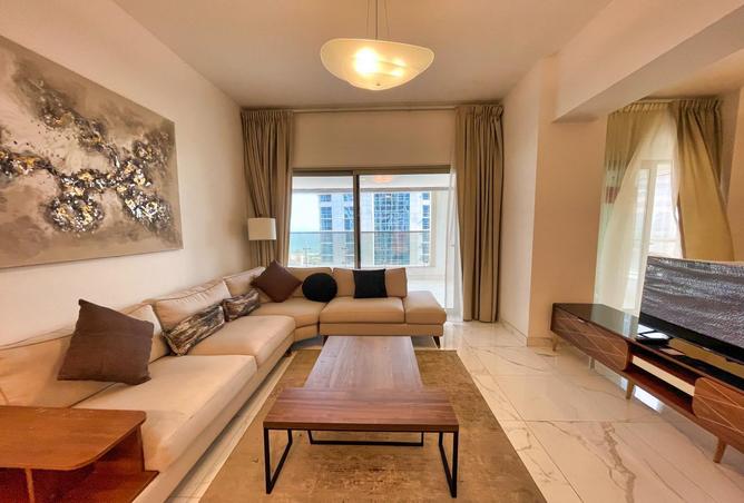 916451 - Property Image 2