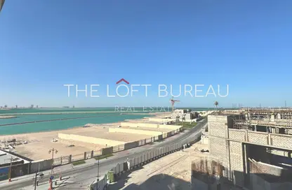 Apartment - 3 Bedrooms - 5 Bathrooms for sale in Crystal Residence - Gewan Island - The Pearl Island - Doha