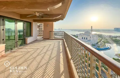 Apartment - 2 Bedrooms - 3 Bathrooms for rent in Tower 7 (Ferrari Tower) - Porto Arabia - The Pearl Island - Doha