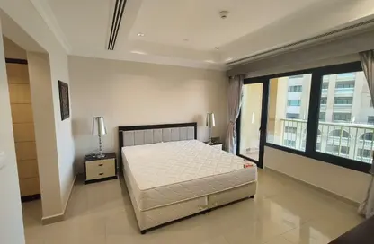 Apartment - 1 Bedroom - 2 Bathrooms for rent in Porto Arabia - The Pearl Island - Doha