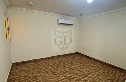 Apartment - 1 Bedroom - 1 Bathroom for rent in Ain Khaled Villas - Ain Khaled - Doha