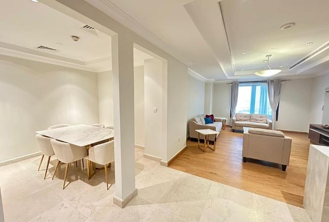 990163 - Property Image 3