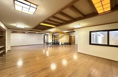 Villa - 6 Bedrooms - 7+ Bathrooms for rent in Al Dafna - Al Dafna - Doha