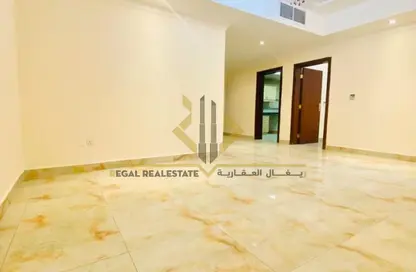 شقة - 3 غرف نوم - 3 حمامات للايجار في شارع المطار القديم - طريق المطار القديم - الدوحة
