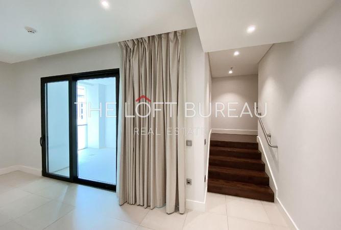 943244 - Property Image 2
