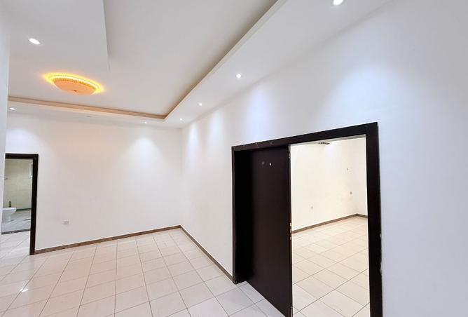 1003691 - Property Image 2