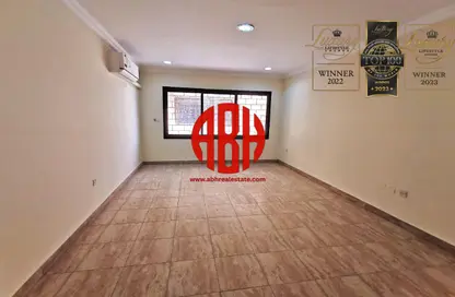 شقة - 4 غرف نوم - 5 حمامات للايجار في شارع السد - السد - الدوحة