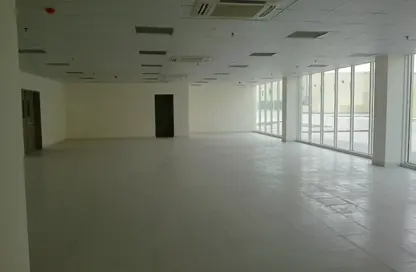 Warehouse - Studio - 1 Bathroom for rent in Industrial Area - Doha