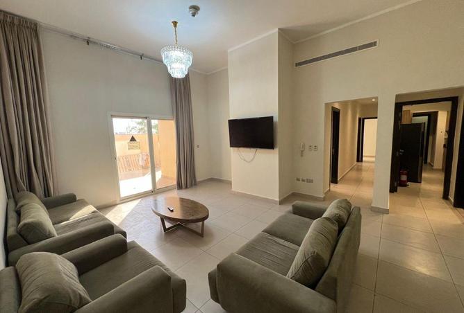 929198 - Property Image 2