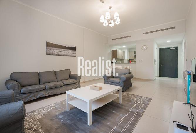 943303 - Property Image 2
