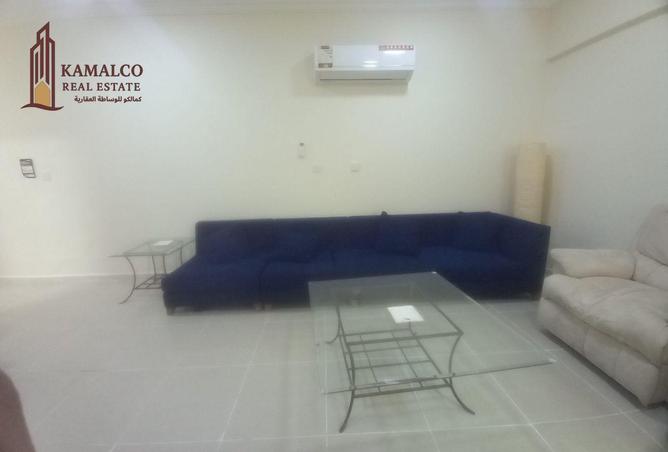 965333 - Property Image 2