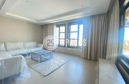 Duplex - 4 Bedrooms - 5 Bathrooms for sale in Porto Arabia Townhouses - Porto Arabia - The Pearl Island - Doha