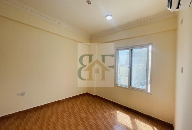 941475 - Property Image 2
