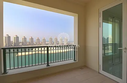 Apartment - 3 Bedrooms - 4 Bathrooms for rent in Viva West - Viva Bahriyah - The Pearl Island - Doha