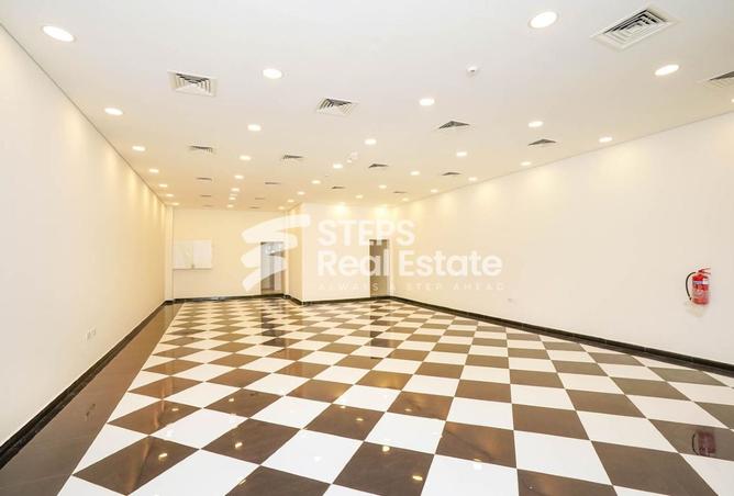 931656 - Property Image 3