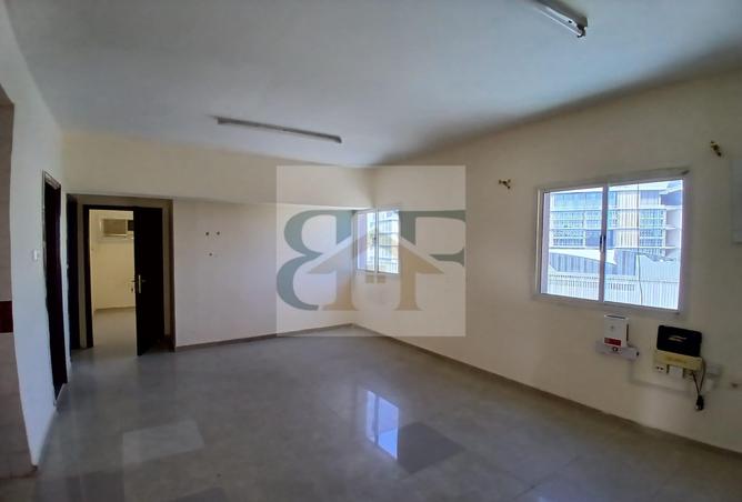 933475 - Property Image 2